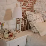 La Belle Ame Bed & Breakfast Saint-Priest-des-Champs