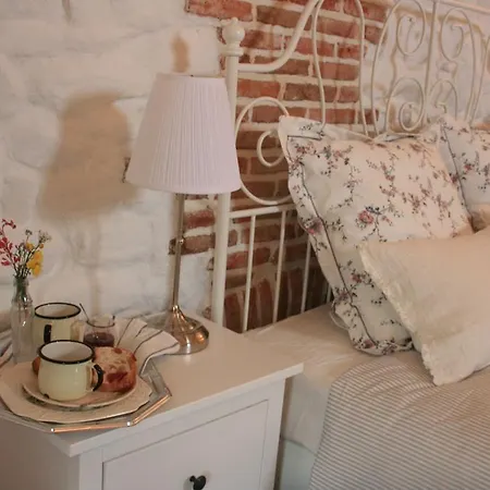 La Belle Ame Bed & Breakfast Saint-Priest-des-Champs