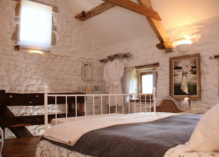 La Belle Ame 4* Saint-Priest-des-Champs